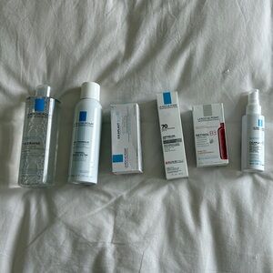 La roche-posey Skincare Set brand new never opened
